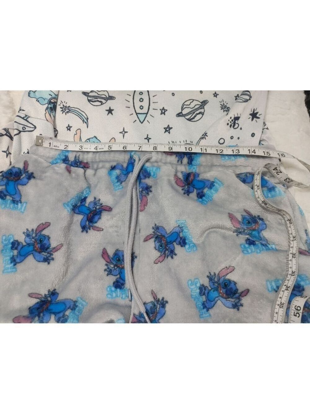 Women's Disney Lilo & Stitch Pajama Set XL White Gray - Picture 4 of 13